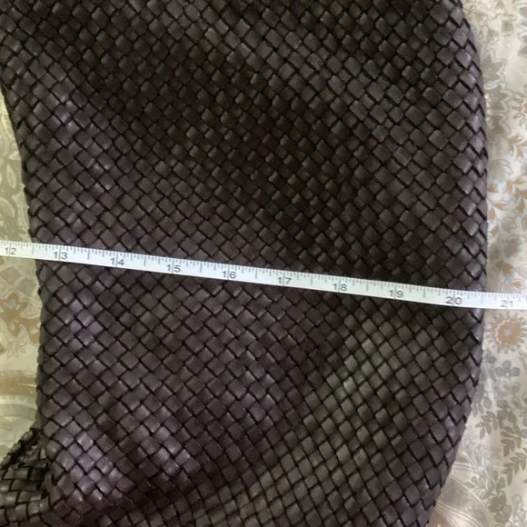 EUC Italian leather Woven Brown Shoulder Bag - Picture 11 of 13